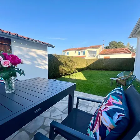 Jolie Maison 2 Avec Jardin A - Ideal Familles - Parking Gratuit - Confort Equipee * Royan