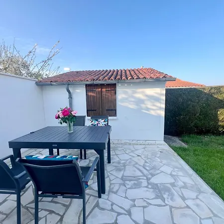 Jolie Maison 2 Avec Jardin A - Ideal Familles - Parking Gratuit - Confort Equipee *