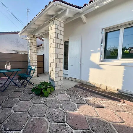 Jolie Maison 2 Avec Jardin A - Ideal Familles - Parking Gratuit - Confort Equipee *