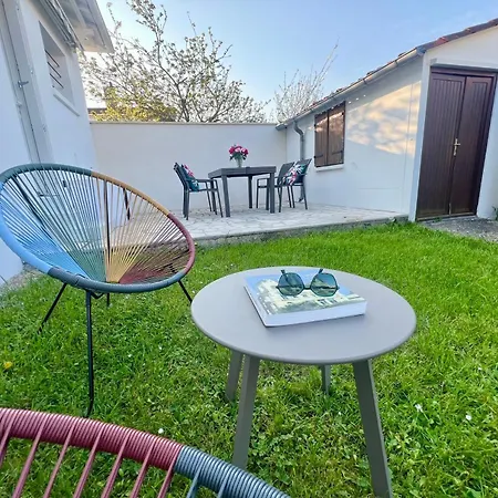 Jolie Maison 2 Avec Jardin A - Ideal Familles - Parking Gratuit - Confort Equipee * Royan