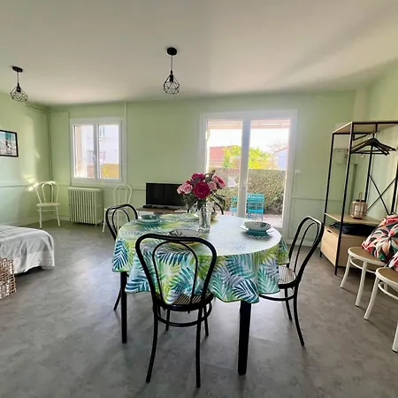 Jolie Maison 2 Avec Jardin A - Ideal Familles - Parking Gratuit - Confort Equipee * Royan